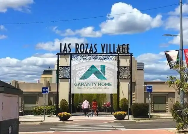 Exterior view of Flat for rent in Las Rozas de Madrid  with Air Conditioner, Heating and Private garden