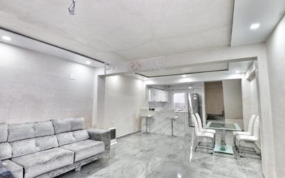 House or chalet for sale in  Sevilla Capital  with Terrace and Storage room