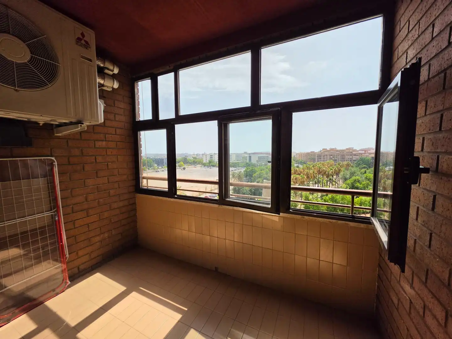 Balcony of Flat for rent in Valencia  with Air Conditioner, Heating and Balcony