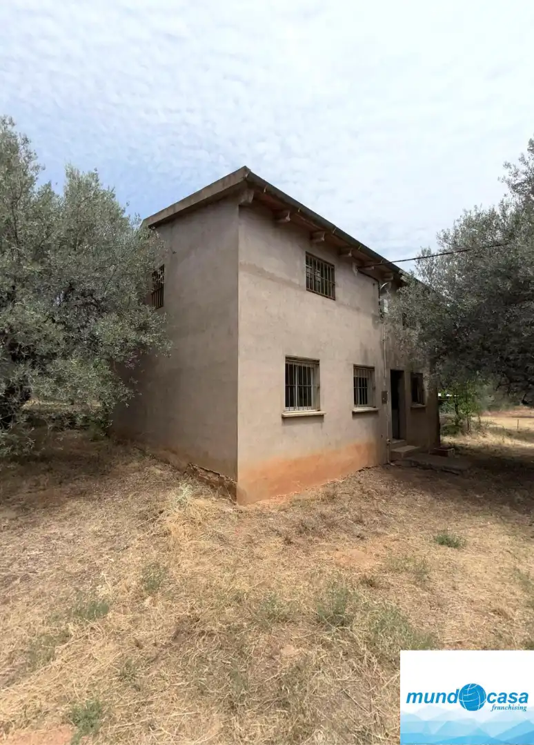 Vista exterior de Finca rústica en venda en Morata de Jalón amb Piscina comunitària
