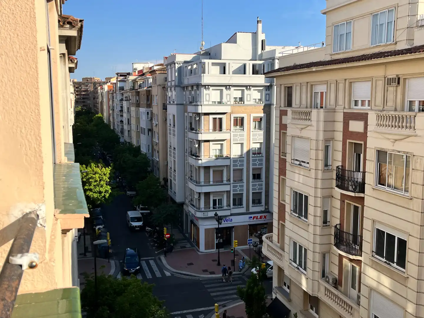 Vista exterior de Pis en venda en Zaragoza amb Calefacció i Traster