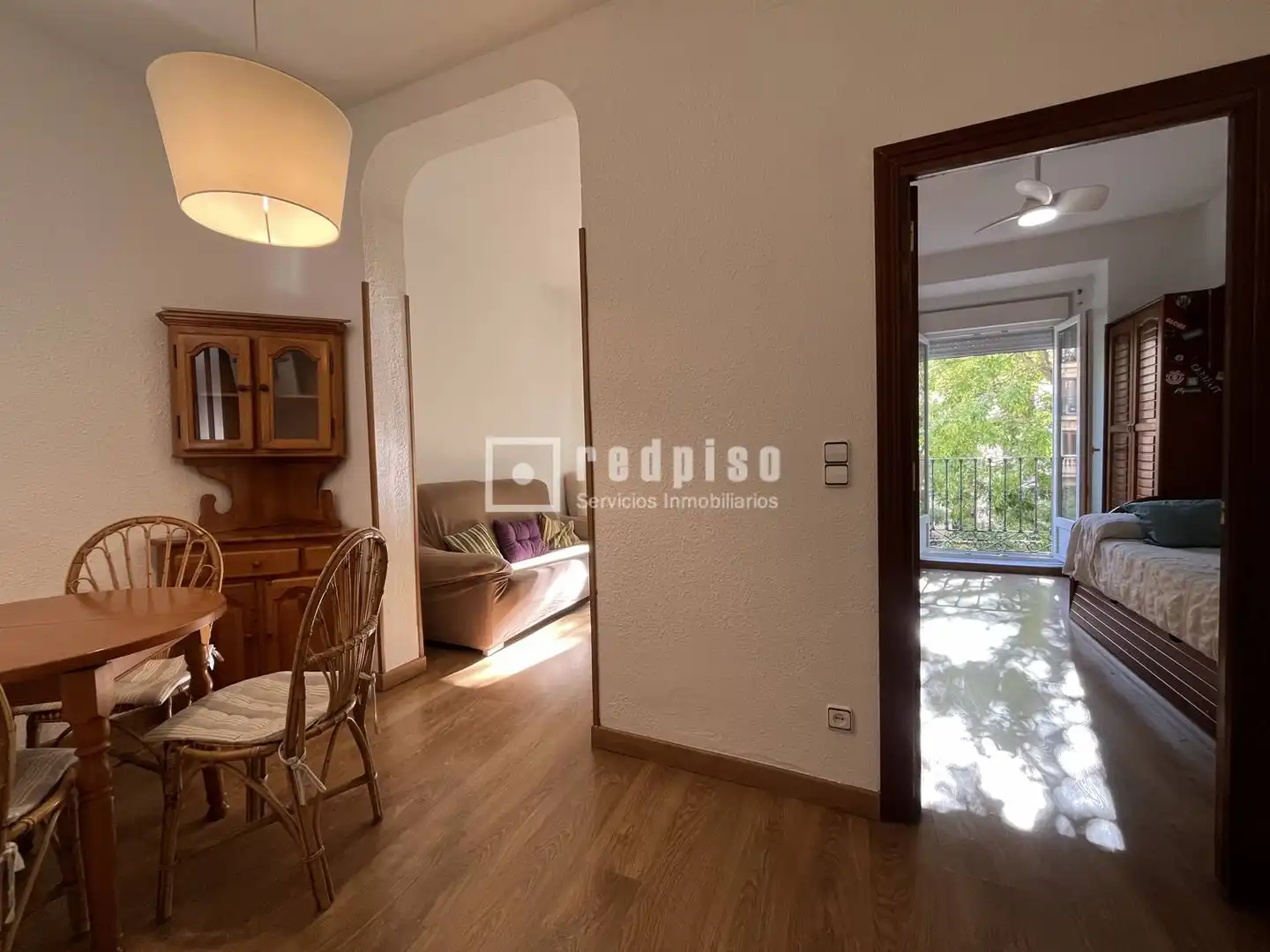 Schlafzimmer von Wohnung zur Miete in Madrid mit Heizung und Möbliert