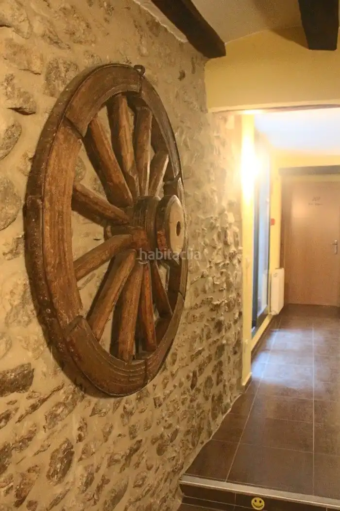 Business premises for sale in Carrer dels Canonges 38, imagen 16