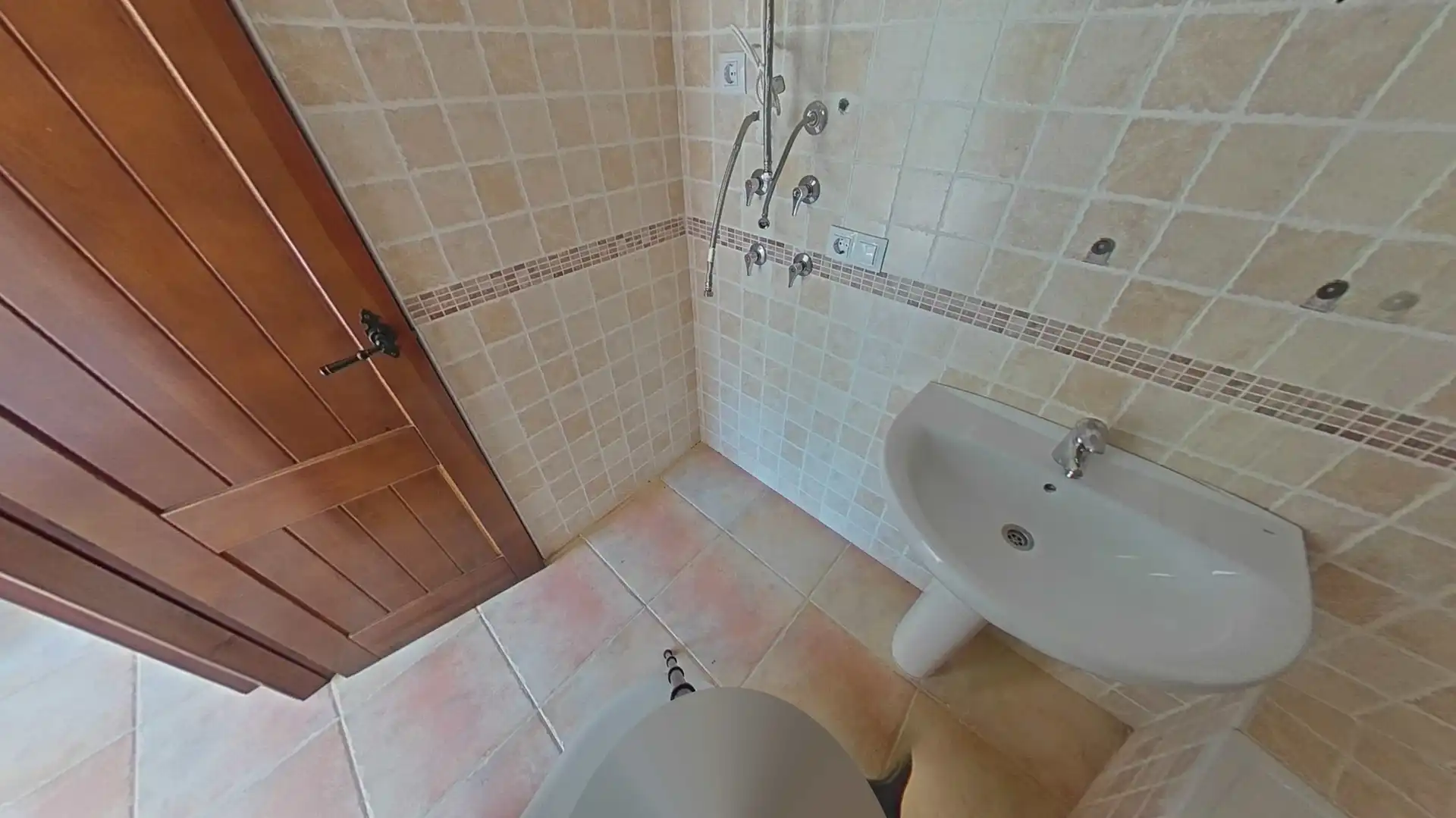 Baño de Piso en venta en Paterna del Río con Balcón