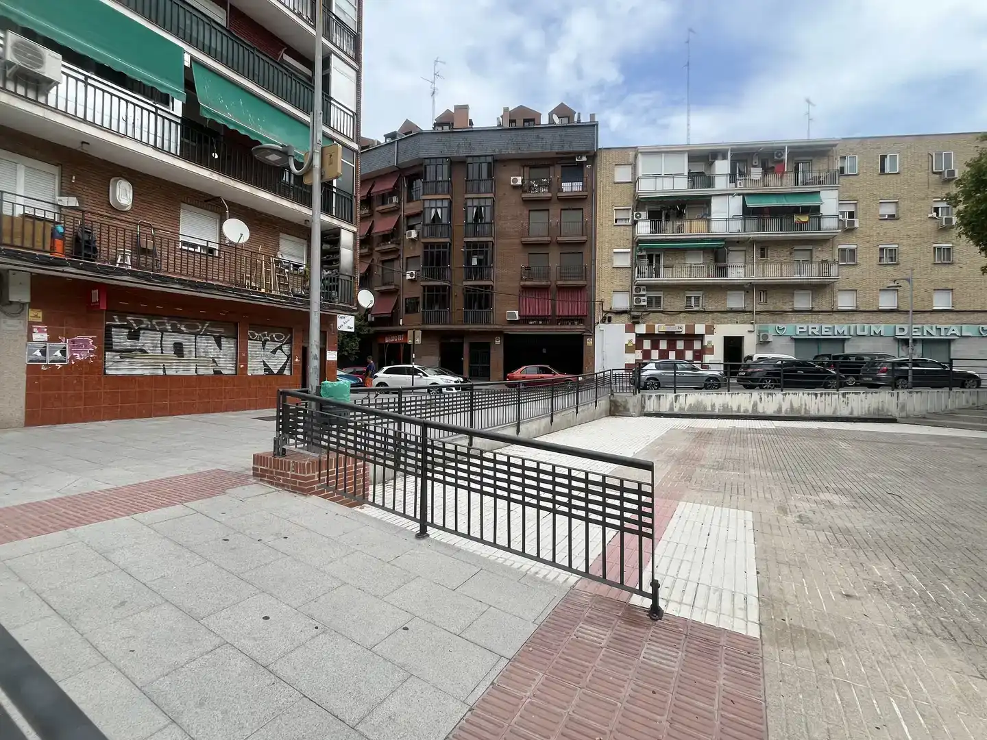 Vista exterior de Planta baixa en venda en Alcorcón