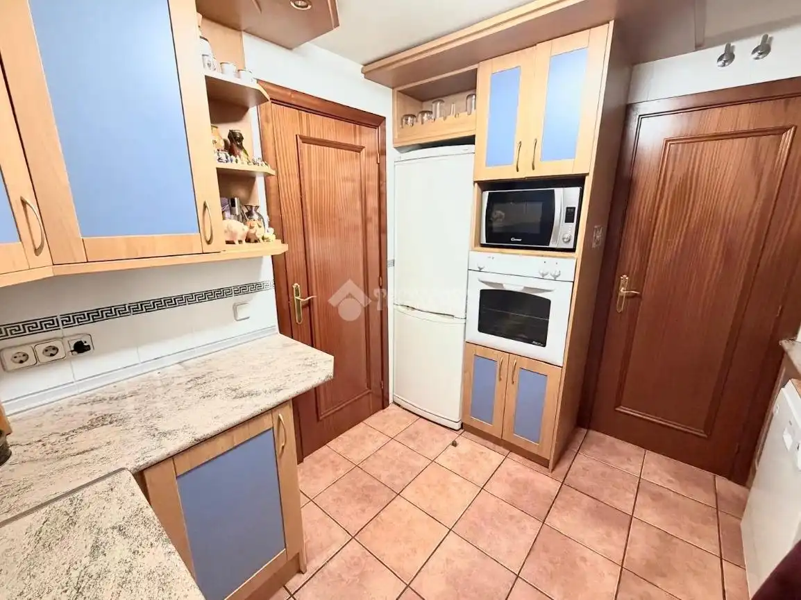 Kitchen of Flat for sale in Restón I - Restón II