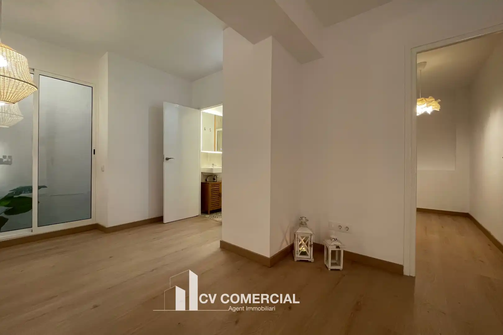Bedroom of Office for rent in Barcelona