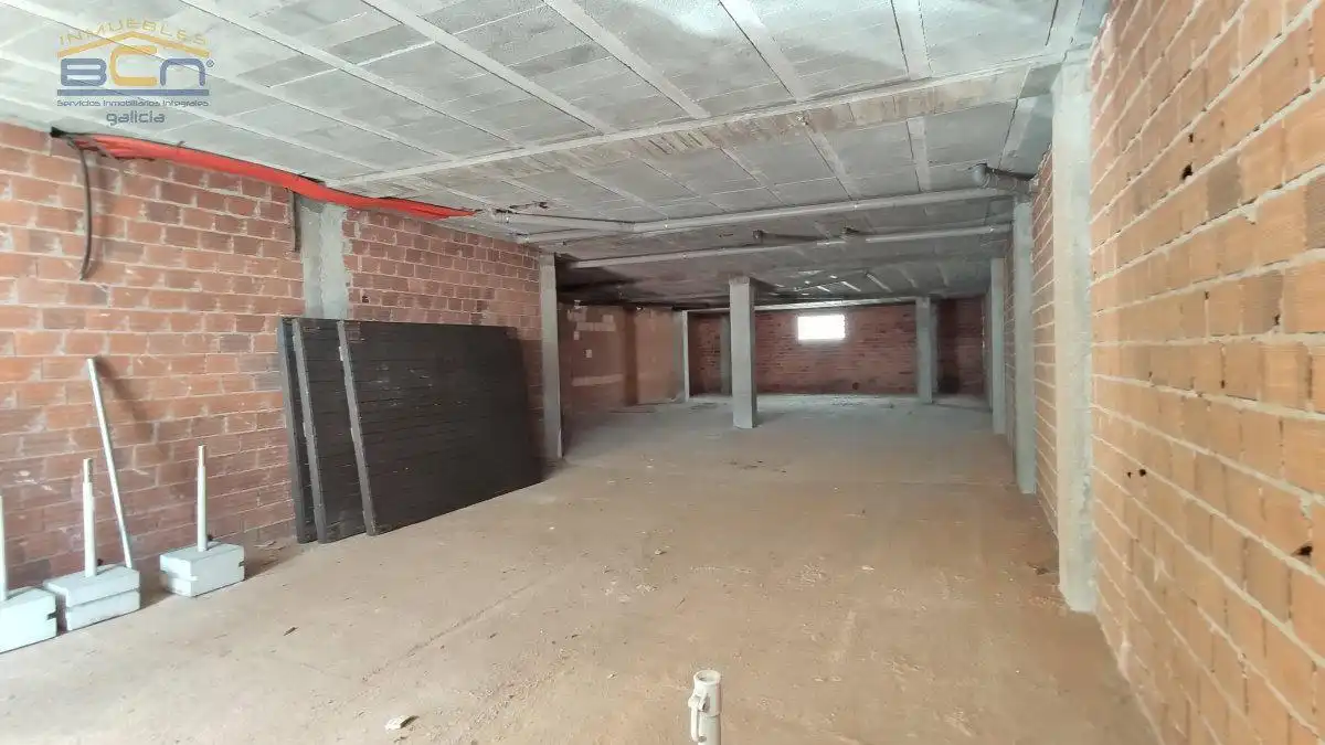 Local comercial en venda a Brañas, imagen 2