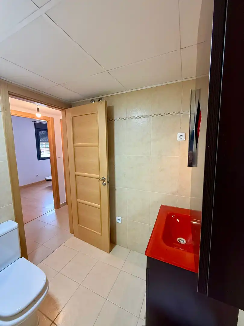 Baño de Piso en venta en Cedillo del Condado con Aire acondicionado, Trastero y Piscina