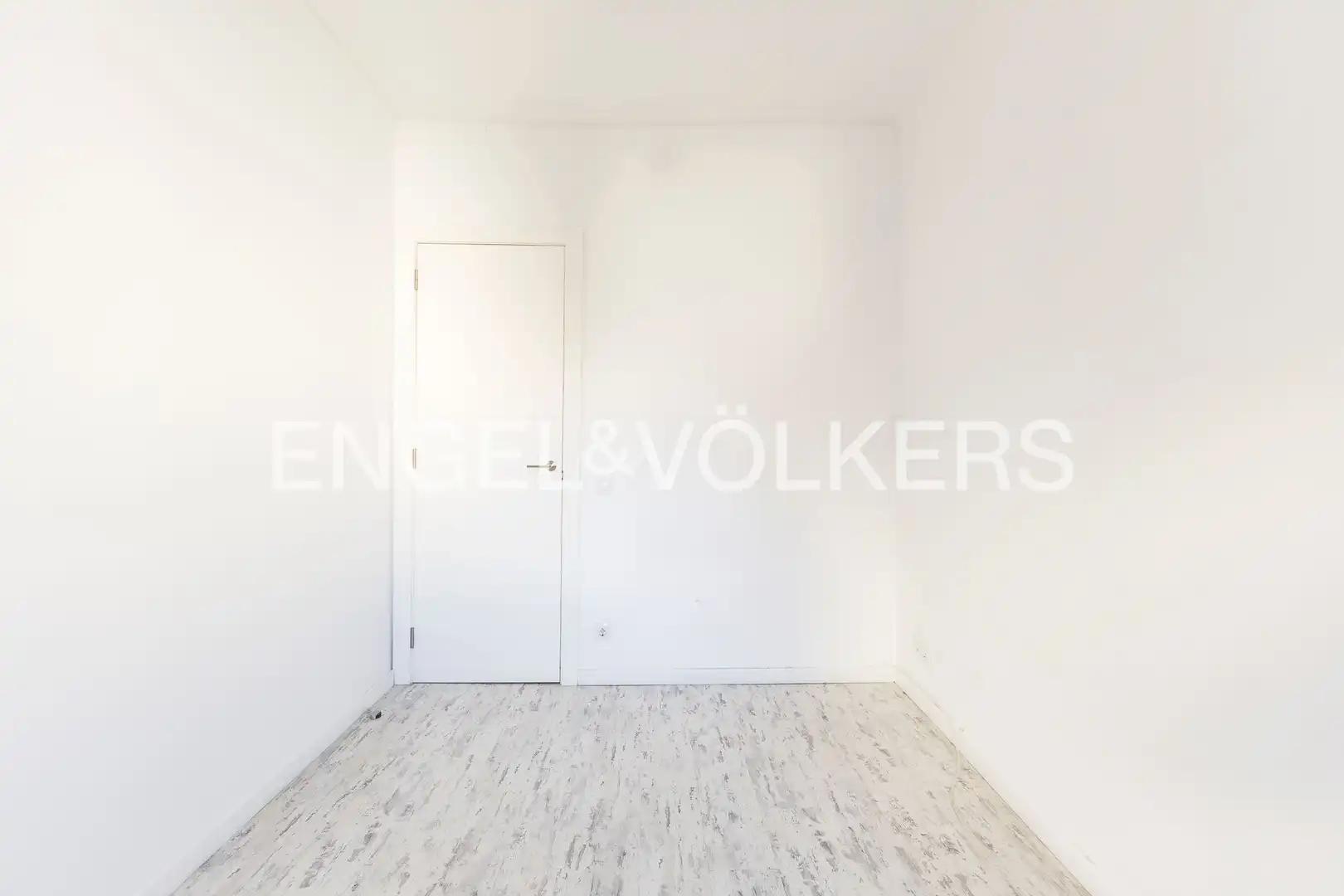 Habitación de Ático en venta en Barcelona con Calefacción, Terraza y Balcón