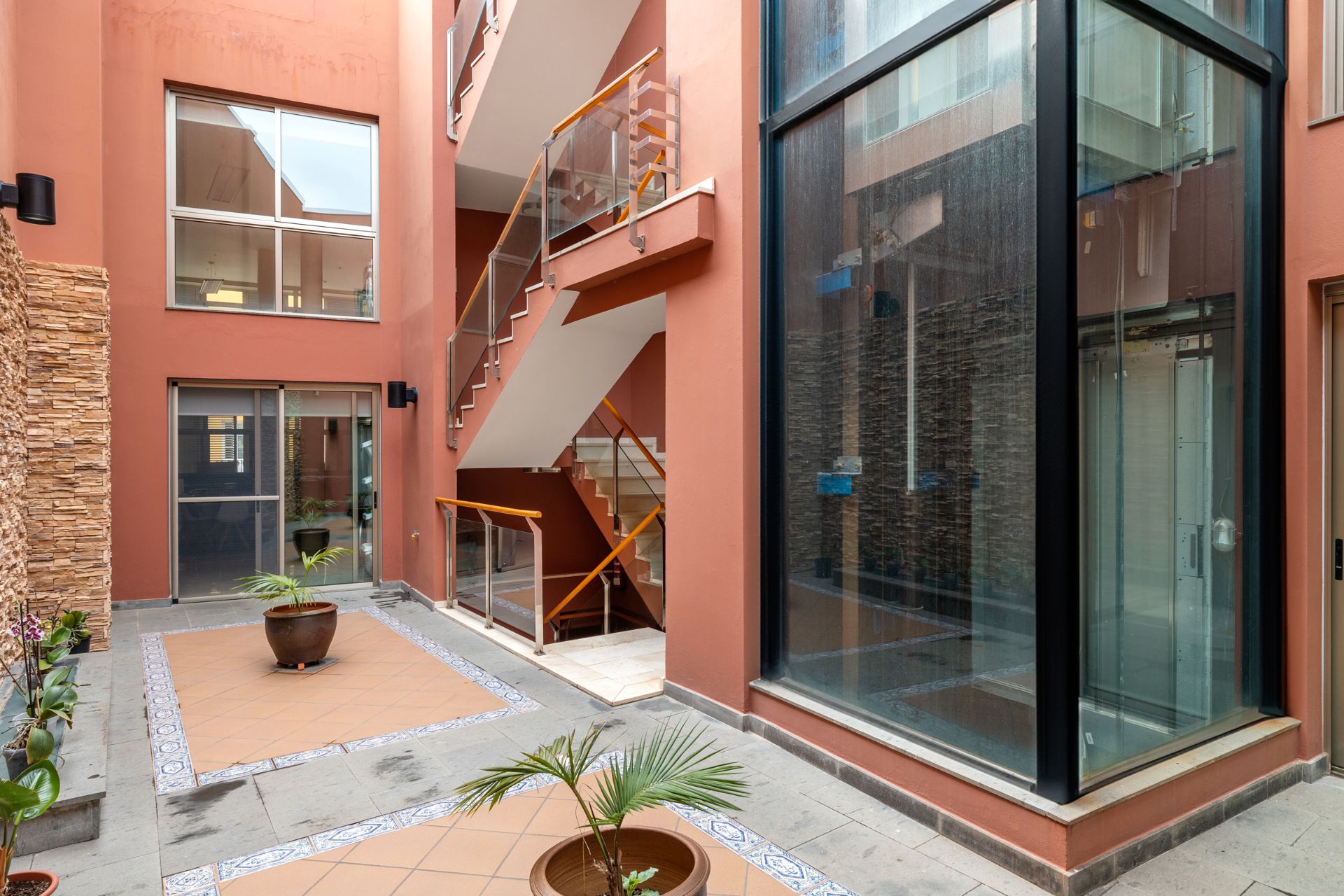 Vista exterior de Casa adosada en venta en Las Palmas de Gran Canaria con Aire acondicionado y Terraza