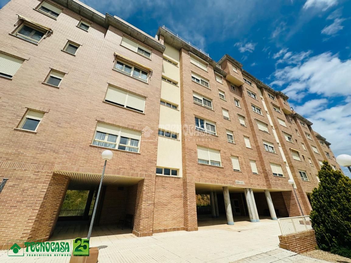 Exterior view of Flat to rent in  Toledo Capital  with Air Conditioner, Heating and Terrace