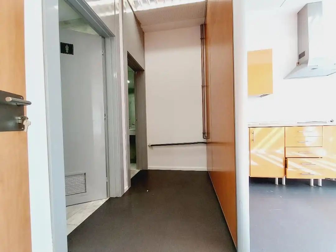 Bureau avec ascenseur à louer à Avenida de la Industria, imagen 11