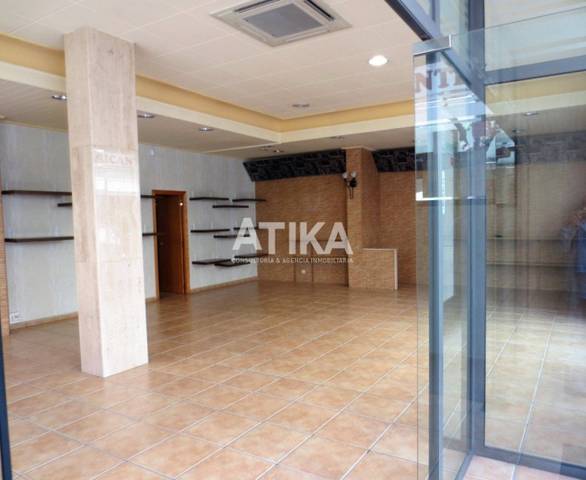 Local comercial en Alquiler en Sant Josep - Zona Hospital