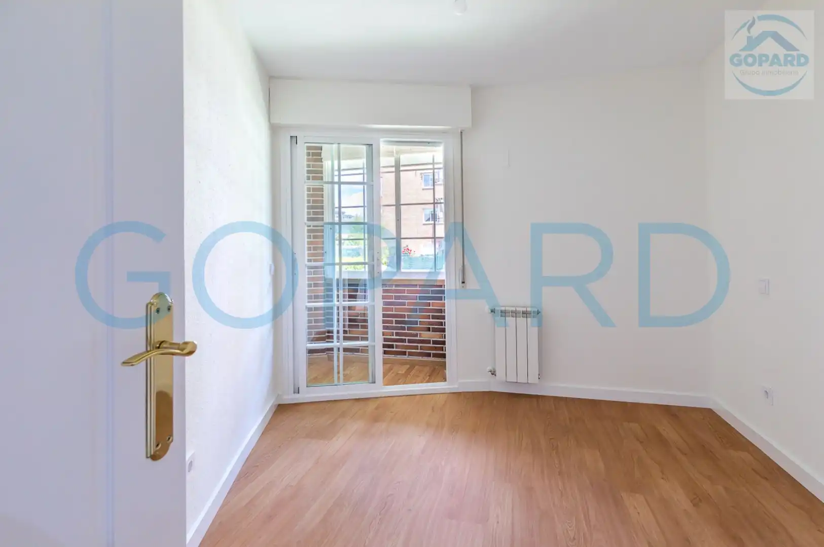 Bedroom of Duplexes for rent in Majadahonda  with Air Conditioner, Heating and Private garden