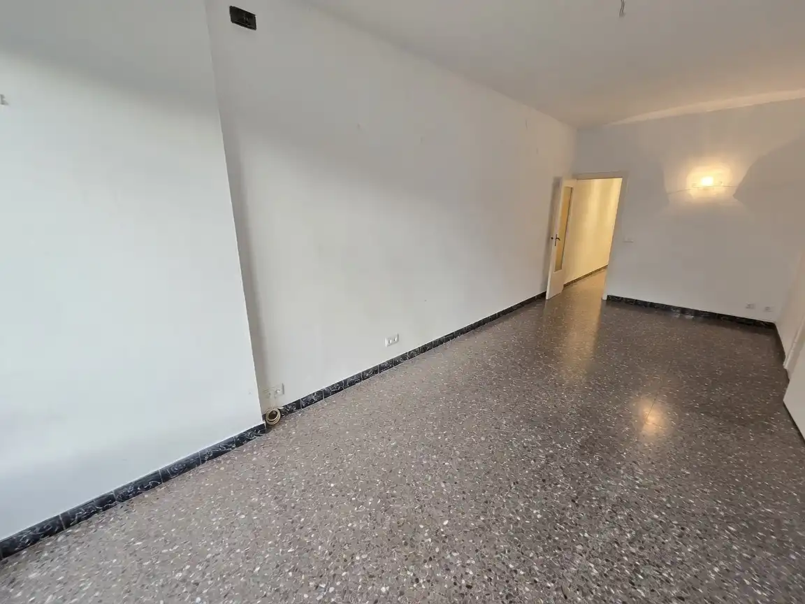 Piso con terraza en venta en Carrer de Guipúscoa 6, imagen 2