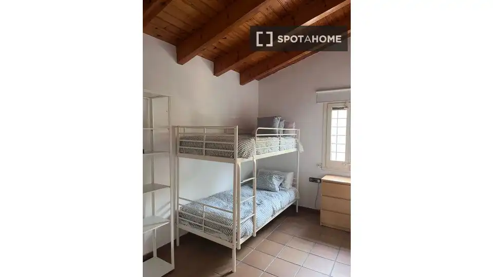Bedroom of Apartments for share in Bigues i Riells del Fai  with Air Conditioner, Terrace and Furnished