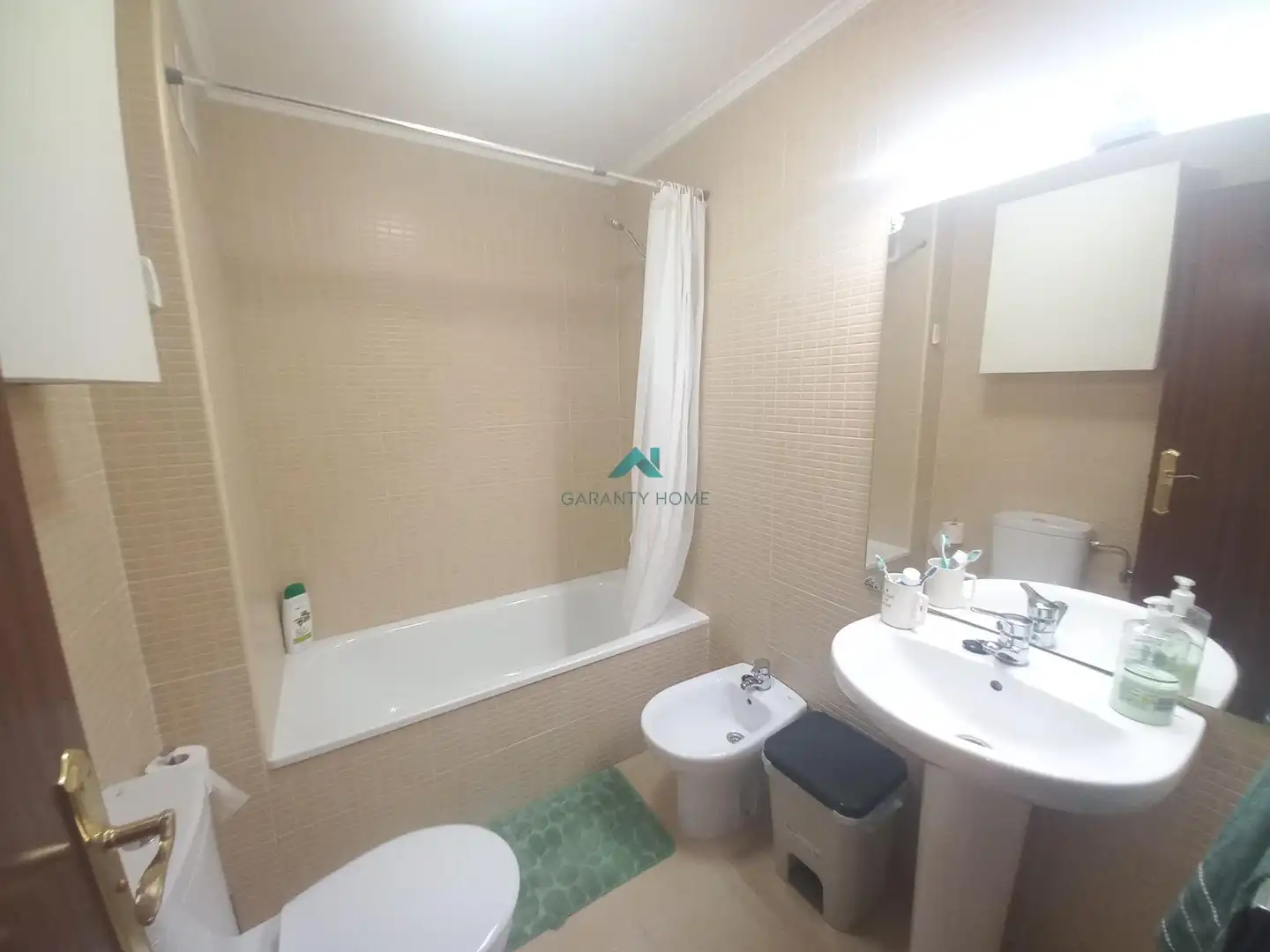 Baño de Planta baja en venta en Bárcena de Cicero con Calefacción, Jardín privado y Parquet