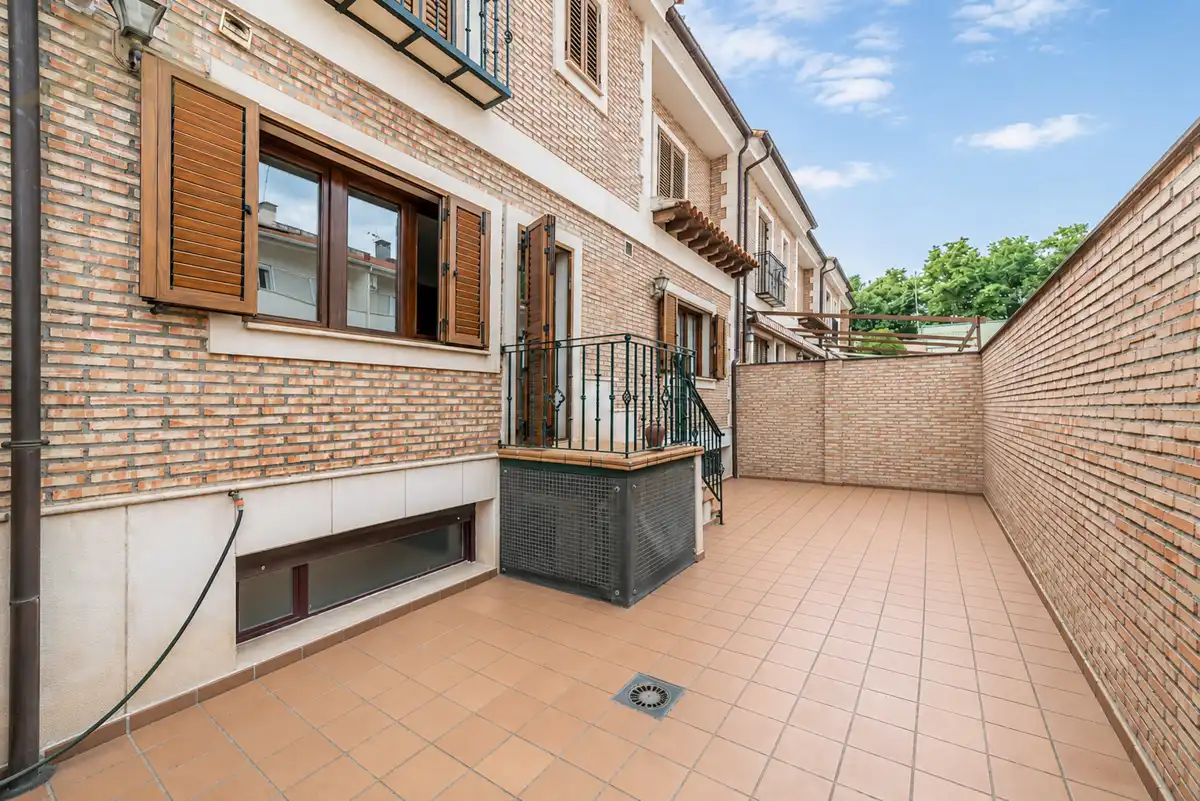 Casa adosada en venta en Las Aves