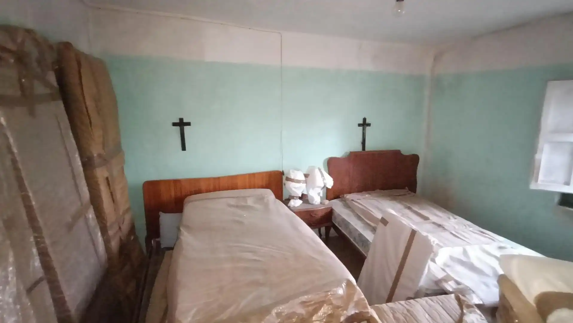 Habitación de Casa adosada en venta en Atapuerca con Calefacción