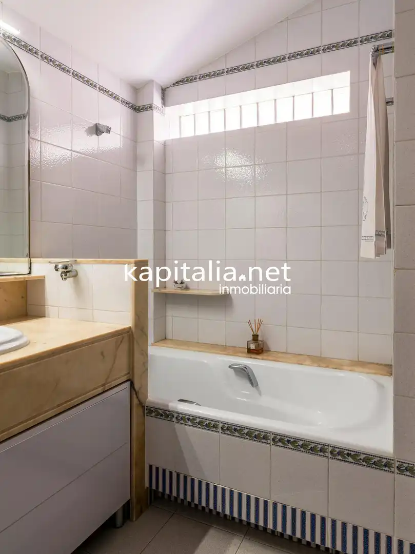 Dormitori de Casa o xalet en venda en Ontinyent amb Calefacció, Jardí privat i Traster