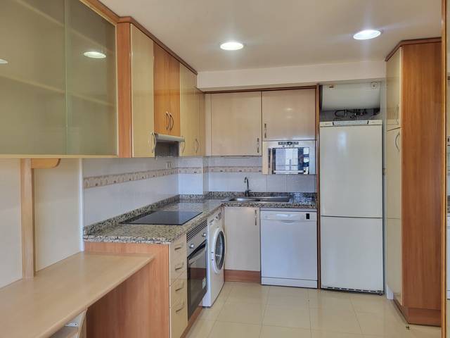 Piso en Alquiler en gijon - C/ JER0NIMO GONZALEZ en Barrio del Centro