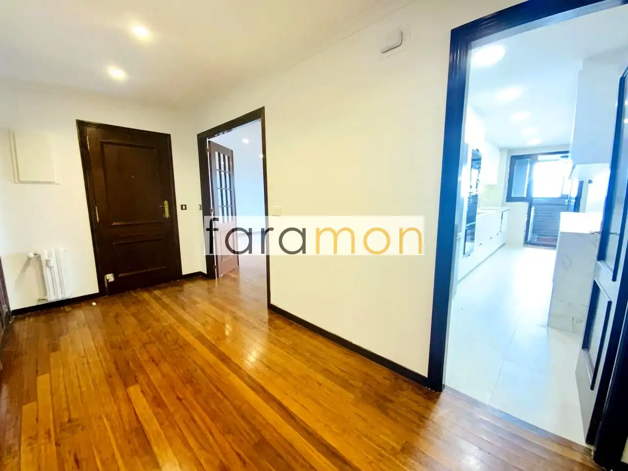 Flat for rent in Vigo   with Air Conditioner, Heating and Terrace