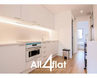 Exterior view of Flat to rent in  Barcelona Capital  with Air Conditioner, Swimming Pool and Balcony