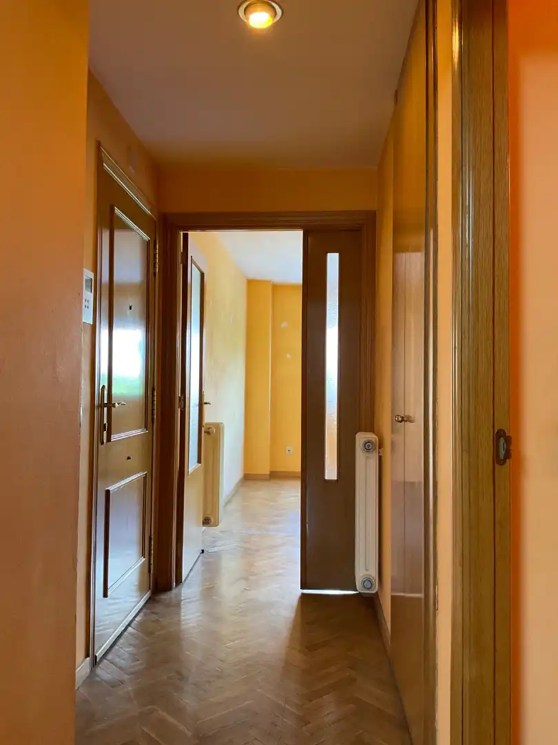 Piso en venta en Alcalá de Henares con Calefacción, Parquet y Terraza
