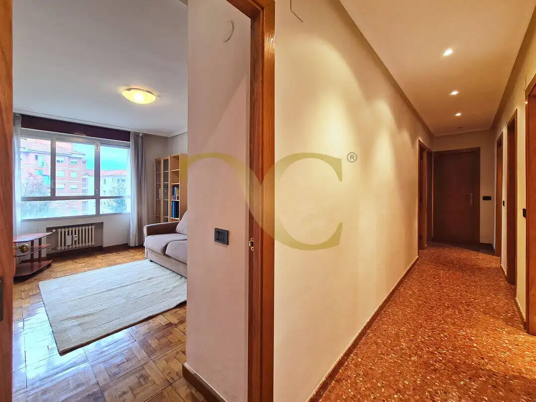 Flat for sale in Oviedo   with Heating