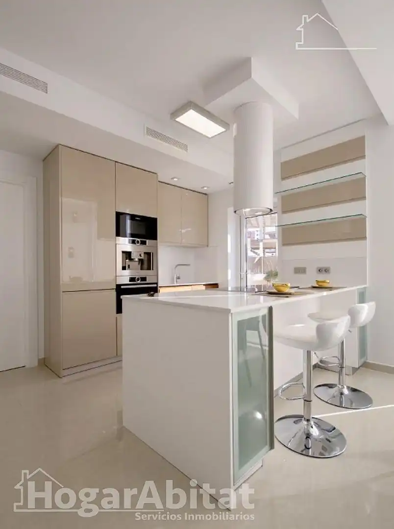 Detached house with pool for sale in Avenida Ciudad de barcelona, imagen 16