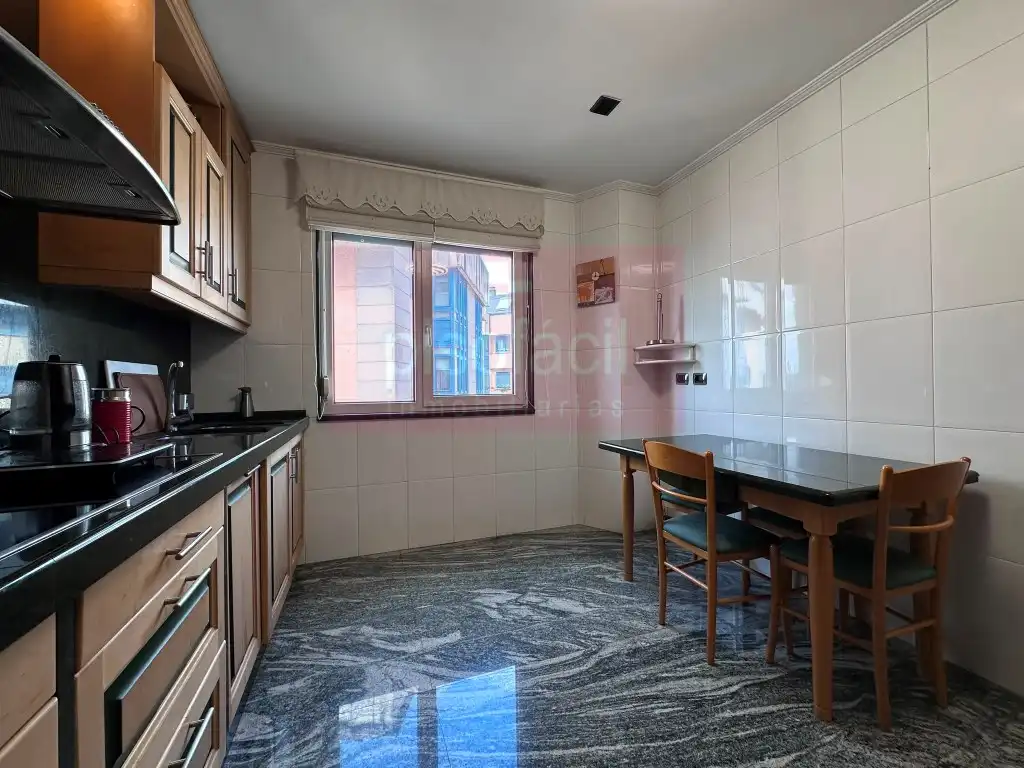 Cocina de Piso en venta en Lugo