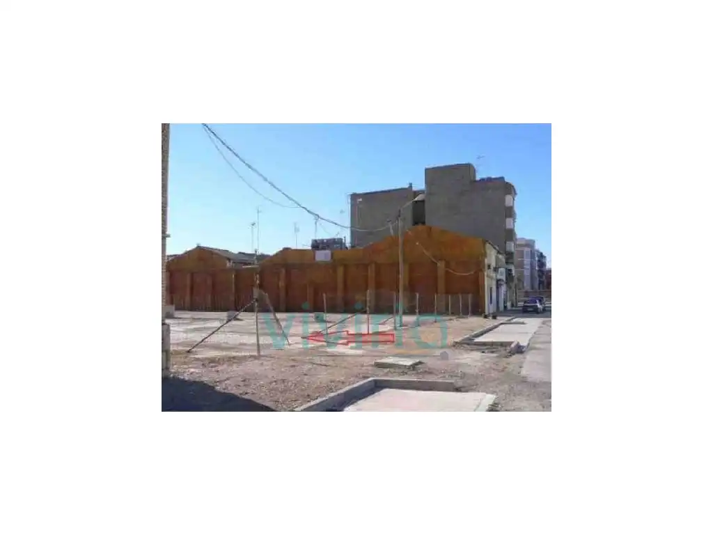 Residential land for sale in Avenida Cendrosses