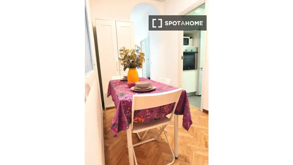 Esszimmer von Wohnung zur untervermieten in Madrid mit Klimaanlage, Heizung und Terrasse