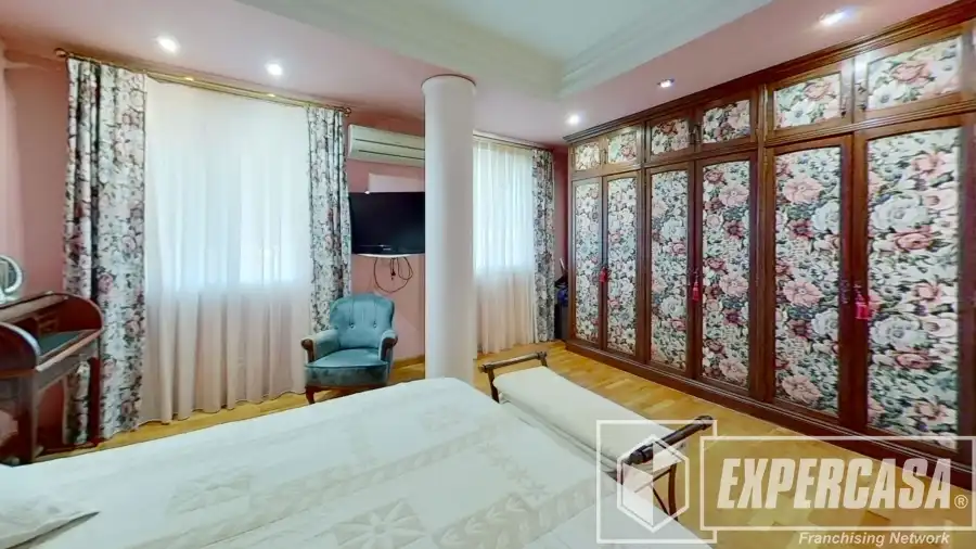 Bedroom of Flat for sale in Campanar
