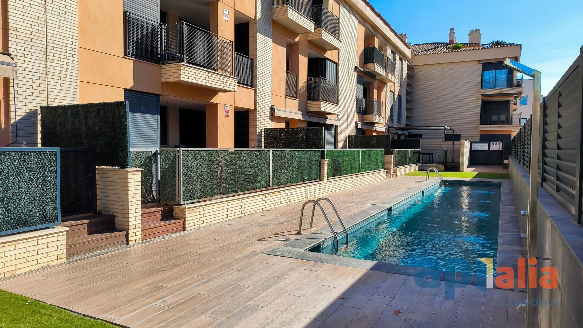 Piscina de Apartament en venda en Palamós amb Balcó