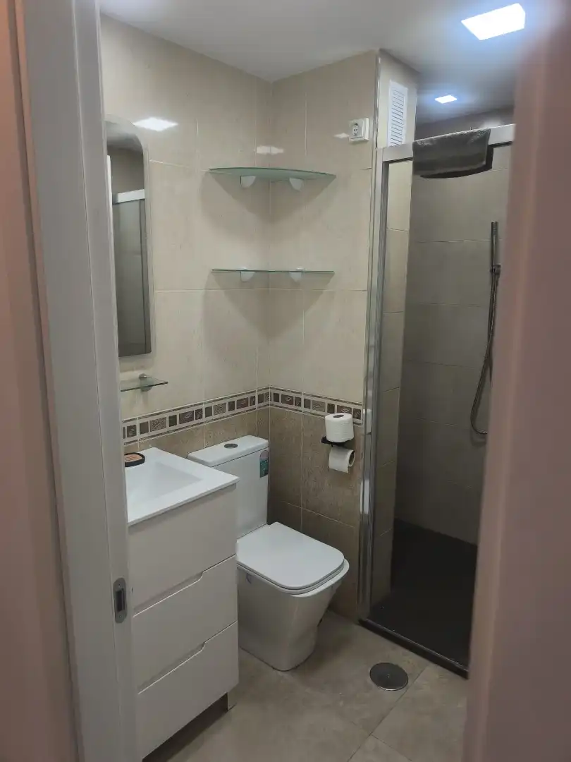 Bathroom of Attic for sale in Melilla  with Air Conditioner, Terrace and Storage room