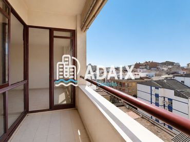 Piso con ascensor en venta en C/ CLARA CAMPOAMOR