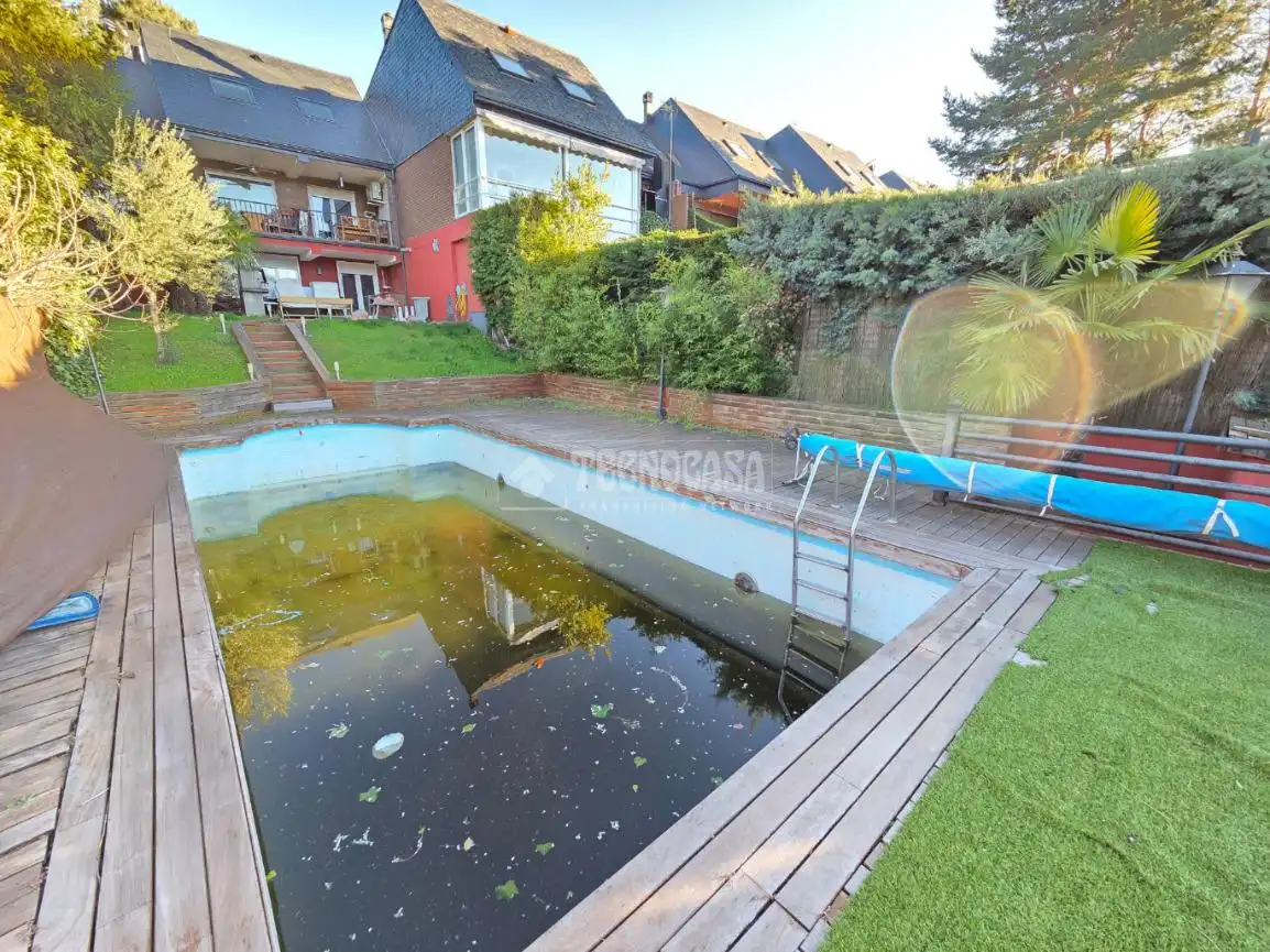 Swimming pool of Detached homes for sale in Collado Mediano