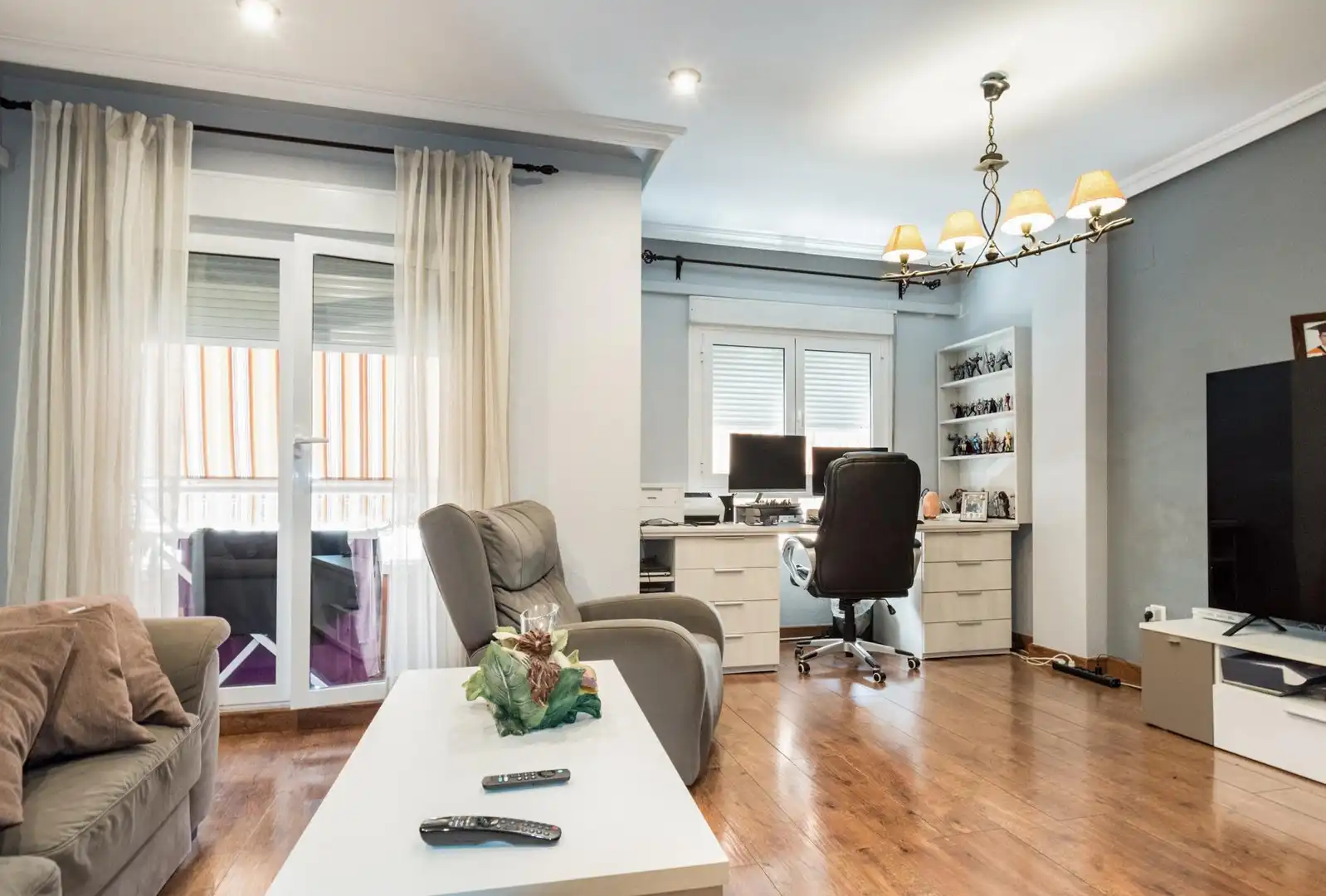 Apartamento con ascensor en venta en MARIA PARODI, imagen 3