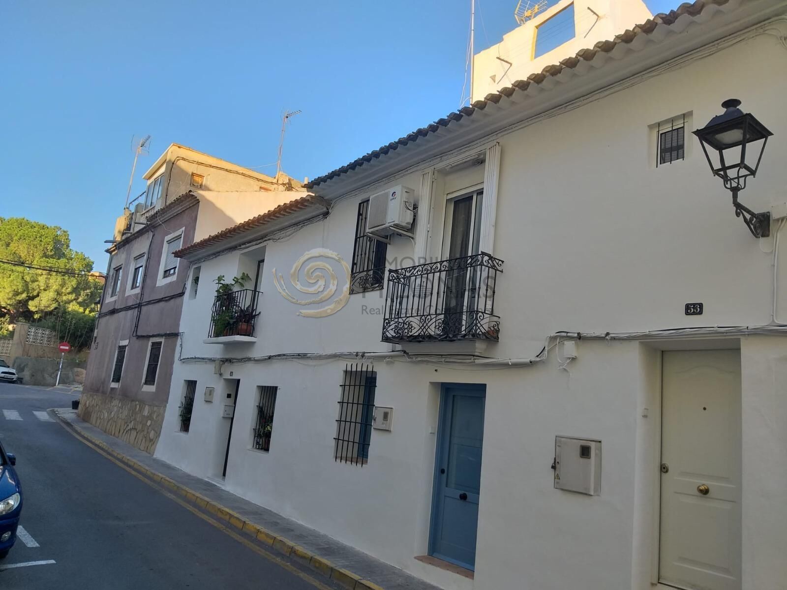 Vista exterior de Casa o xalet en venda en Villajoyosa / La Vila Joiosa amb Aire condicionat, Calefacció i Balcó