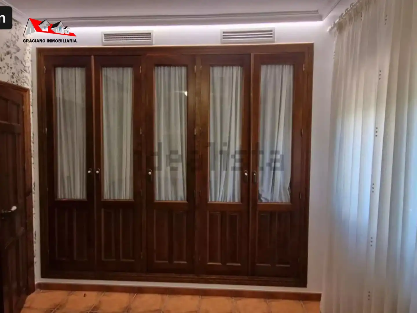 Habitación de Casa o chalet en venta en Albacete con Aire acondicionado, Calefacción y Jardín privado