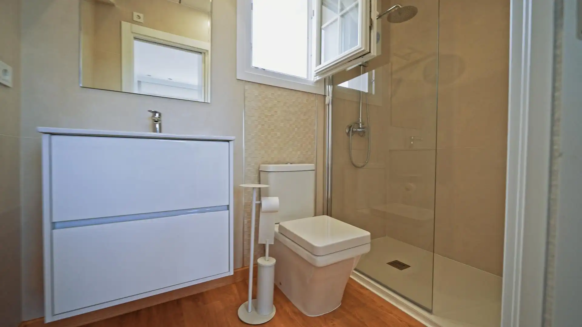 Chalet con piscina en venta en Calle PAU NUMERO 1, imagen 23