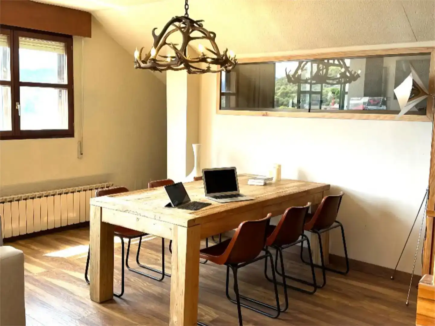 Comedor de Piso en venta en Riaño con Trastero y Amueblado