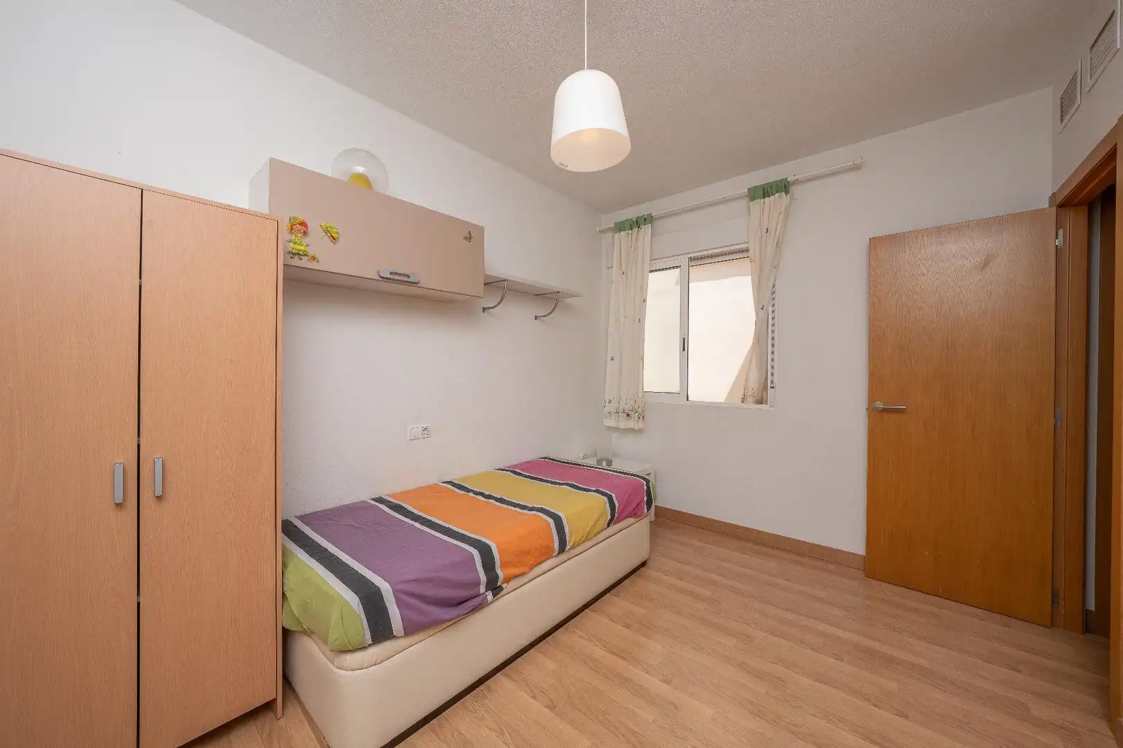 Bedroom of Flat for sale in Aspe  with Air Conditioner and Balcony