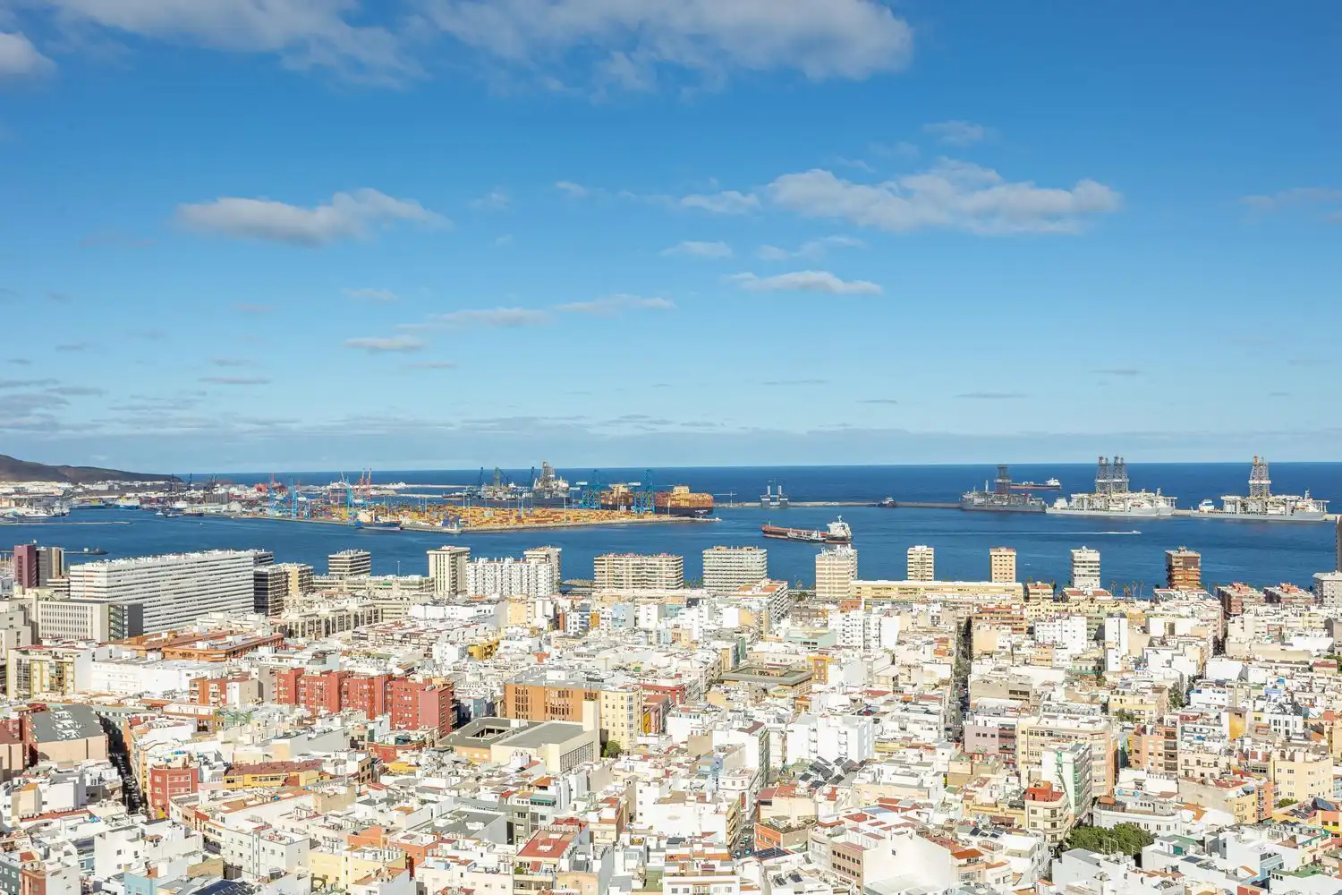 Vista exterior de Piso en venta en Las Palmas de Gran Canaria con Trastero