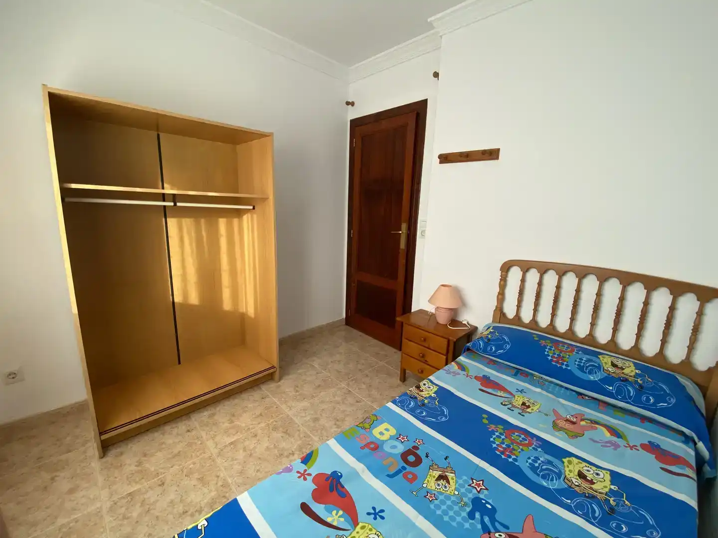 Habitación de Casa o chalet de alquiler en Tavernes de la Valldigna con Jardín privado y Amueblado