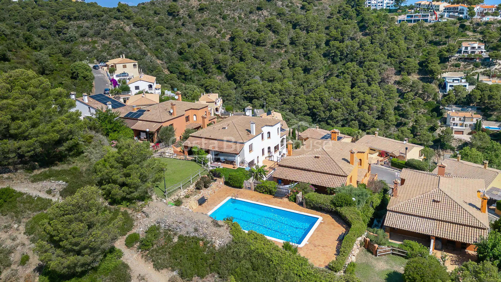 Vista exterior de Casa adosada en venda en Begur amb Aire condicionat, Calefacció i Jardí privat
