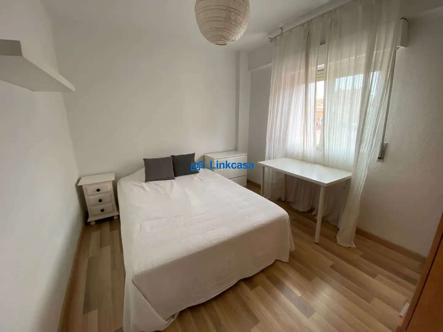 Bedroom of Flat for sale in Madrid  with Air Conditioner, Heating and Terrace