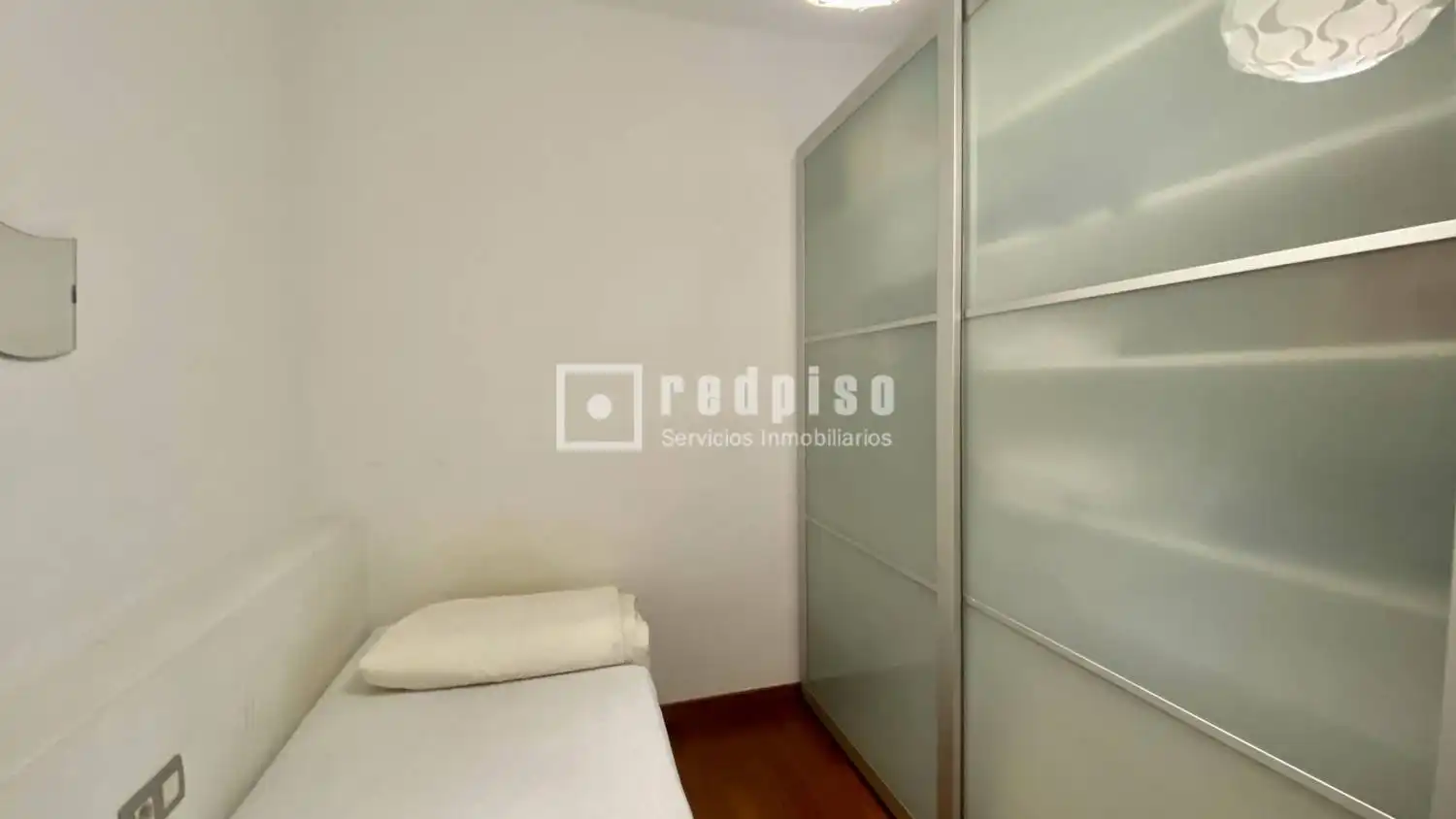 Habitación de Piso en venta en Barcelona con Aire acondicionado y Calefacción